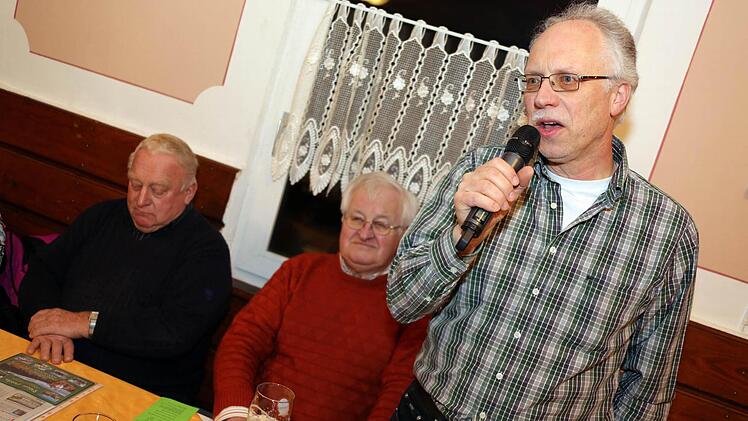 Pfarrer Rolf Dieling darf sich bald schon wieder als "Baumeister" betätigen. Foto: Matthias Hoch