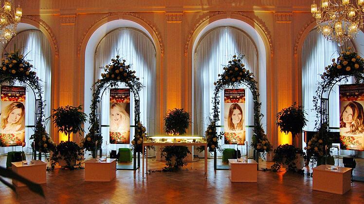 Dekoration für den Rosenball in Bad Kissingen 2015 Foto: Sigismund von Dobschütz