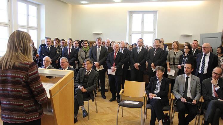 Richterin und Direktorin Ursula Barausch hatte in Saal 14 selten soviele Menschen vor sich, die weder angeklagt waren noch eine Zeugenaussage zu tätigen hatten.Foto: Markus Häggberg