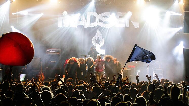 Via Facebook konnte das "Lutzi"-Publikum Song-W&uuml;nsche an "Madsen" sendenLukas Veth