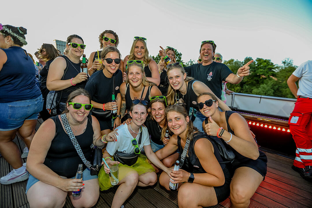 Auf drei Decks wurde richtig gefeiert!