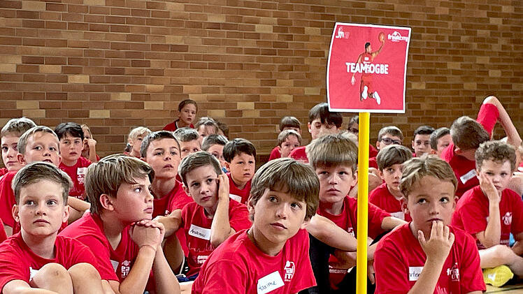 Stadtwerke Bamberg veranstalten Basketball-Feriencamp