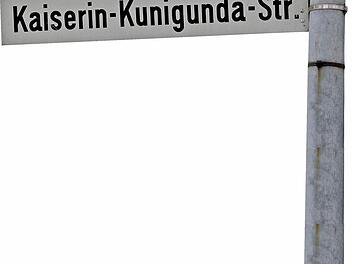 Die Kaiserin-Kunigunda-Straße ist eine von sechs Straßen in der Stadt Forchheim, die eine weibliche Namensgeberin hat.  Foto: Josef Hofbauer