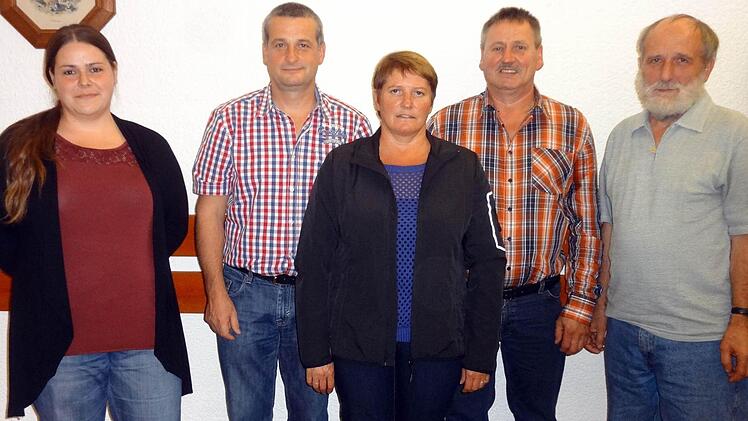 Von links: Christina Vorndran-Lieb, Helmut Hämel, Christa Fella, Thomas Fella, Reinhold Zier. Es fehlt: Otto Granich Foto: Verein