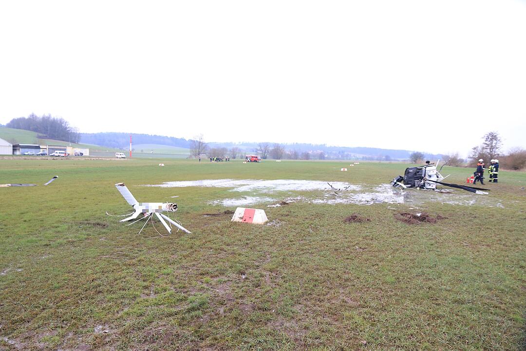 Hubschrauber stürzt bei Rentweinsdorf ab