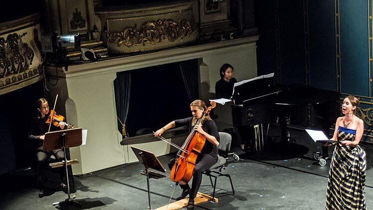 Werke von Ludwig van Beethoven und Peter Maxwell Davies erklangen beim Kammerkonzert im Landestheater Coburg.Foto: Jochen Berger