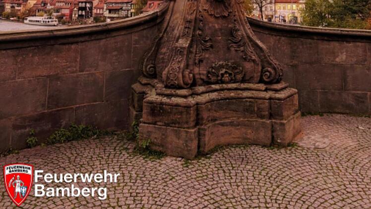 Bamberger Wahrzeichen: Feuerwehr entfernt fragwürdige Verzierung