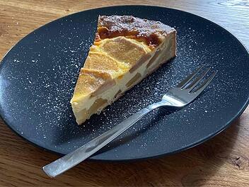 cremiger-rahm-apfelkuchen.jpg