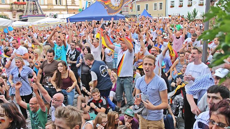 Kulmbach feiert Einzug ins WM-Halbfinale Foto: Markus Roider