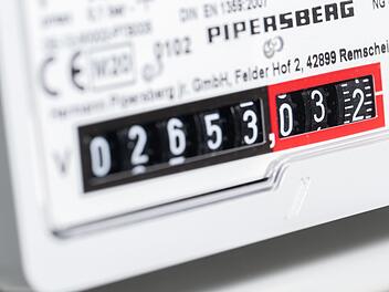 Der Gasverbrauch auf einem Zähler in einem privaten Haushalt. Foto: Symbolbild: Bernd Weißbrod/dpa