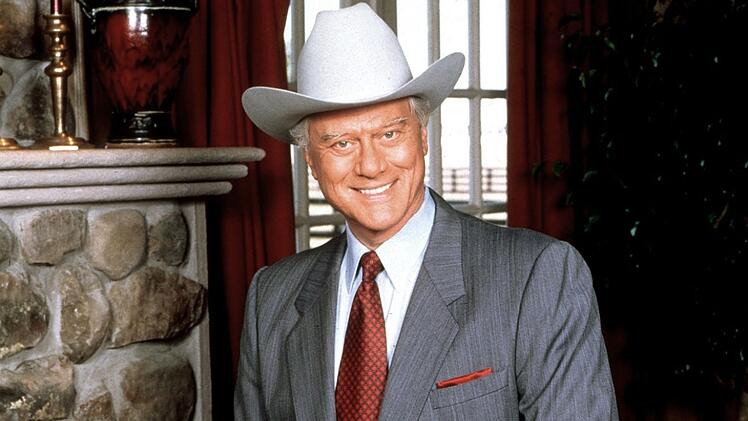 Im Finale von "Dallas" w&auml;hnte sich J.R. von allen verlassen und am Ende seiner Existenz. Verzweifelt nimmt es sich das Leben - oder doch nicht?