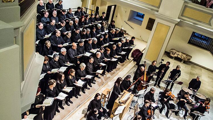Der Coburger Bachchor und das Main-Barockorchester Frankfurt beeindruckten bei der Aufführung des Weihnachts-Oratorium in St. Moriz. Foto: Jochen Berger