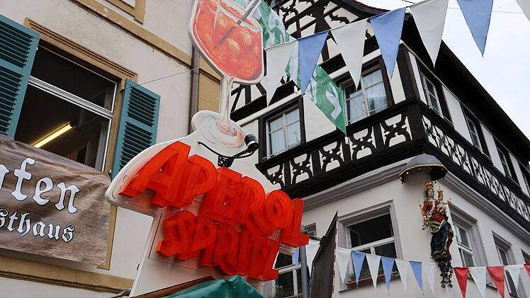 Aperol Spritz auf der Sandkerwa: Die Preise im Vergleich