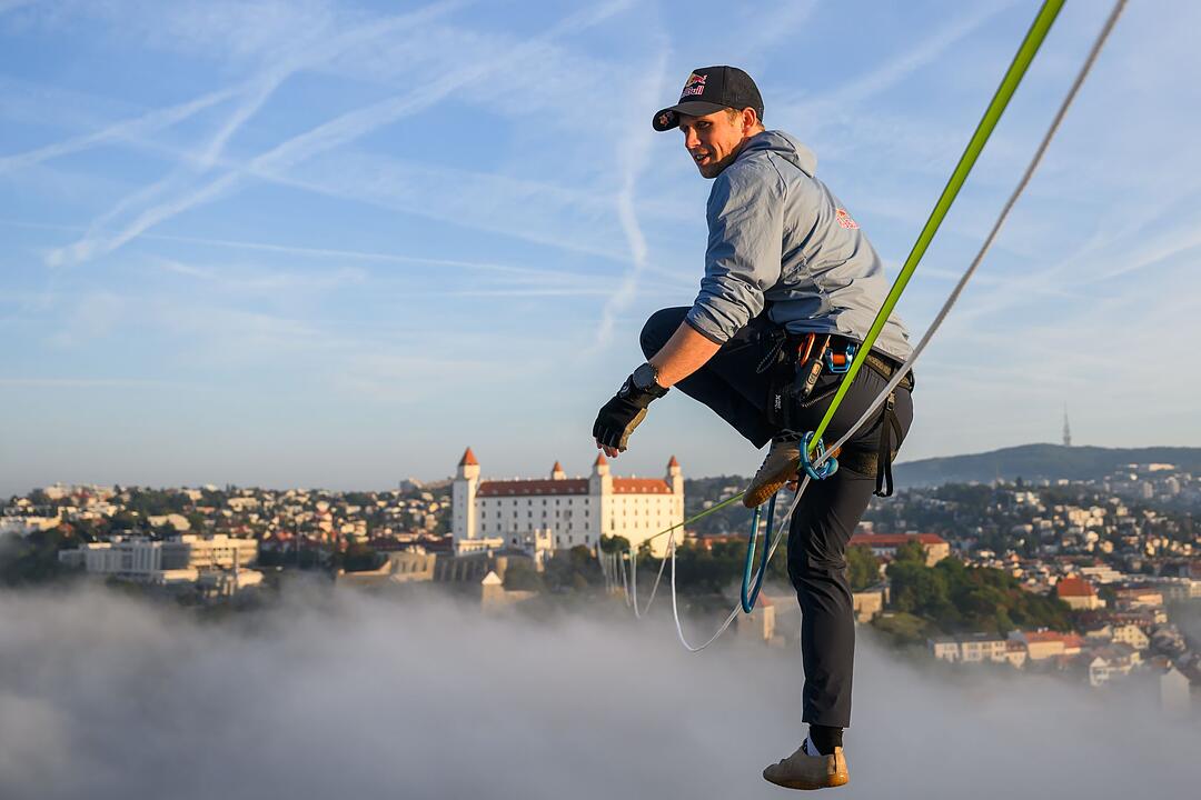 Weltrekordversuch auf der Slackline