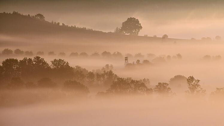 Morgenstimmung in Thüringen - auch in Rheinland-Pfalz wird am Wochenende morgendlicher Nebel erwartet