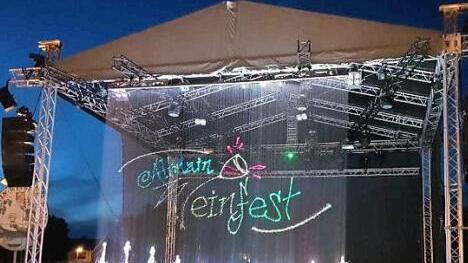 Macht was her: die neue Wasserleindwand im Probebetrieb. Foto: privat