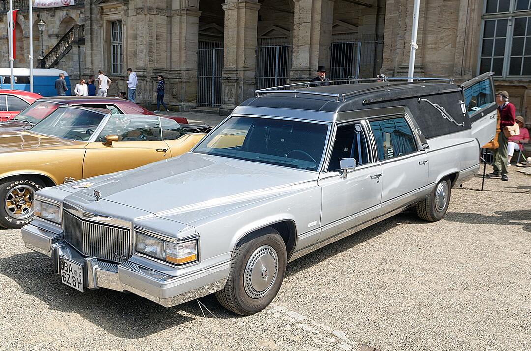 Über 500 Autos zogen Besucher aus nah und fern an