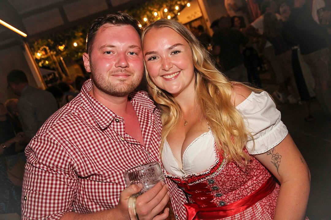 Am letzten Tag vom Bierfest wurde nochmal richtig gefeiert.