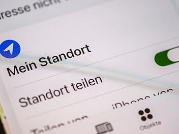 Teilen des Live-Standorts via Smartphone