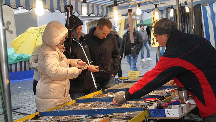 Auch wer eine Schere brauchte, wurde fündig.