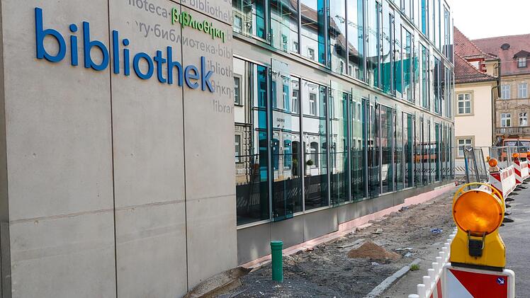 Der Anbau der Teilbibliothek 4 am Heumarkt ist so gut wie fertig. Sie soll zum kommenden Wintersemester eröffnet werden. Foto: Matthias Hoch