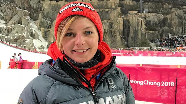 Carola Englert aus Steinsfeld ist Leistungssportreferentin beim Snowboard Verband Deutschland (SVD) und hat die Athleten während der olympischen Winterspiele 2018 in Pyeongchang betreut.CE