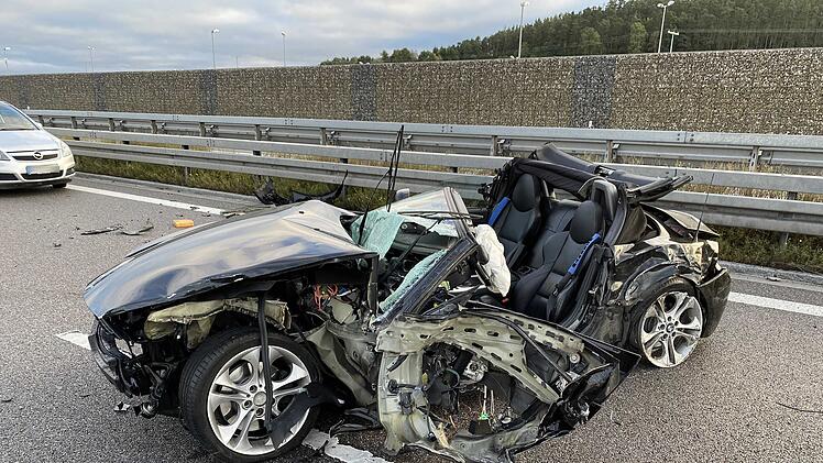 Wegen eines schweren Verkehrsunfalls musste die A9 im Landkreis Roth gesperrt werden.