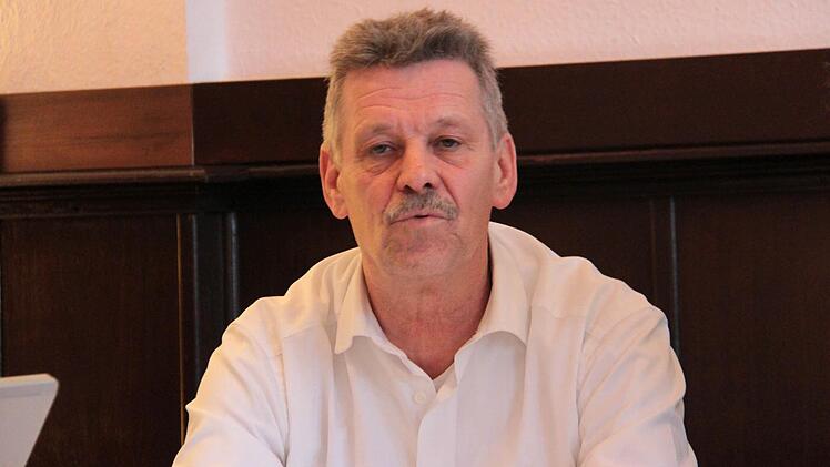 Beim Pressegepräch: Mathias Langbein...