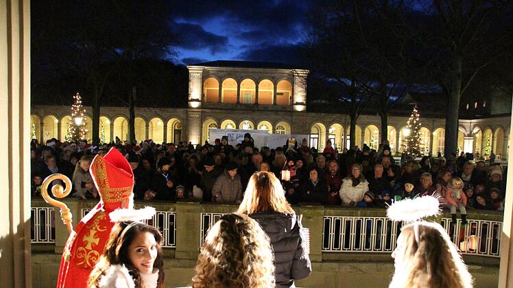 Lichterglanz und erleuchteter Kurgarten 2019. Foto: Benedikt Borst