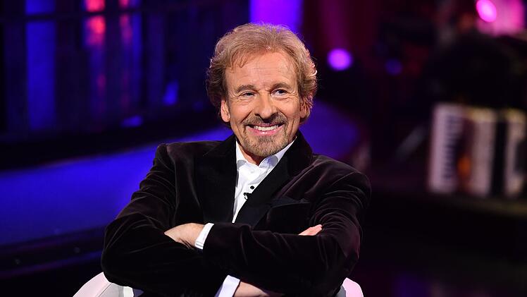 Mit einem letzten TV-Auftritt bei "Denn Sie wissen nicht, was passiert" hat Thomas Gottschalk die Fernsehbühne verlassen.