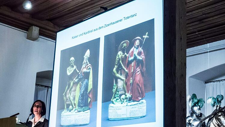 "Zum Sterben schön": Impressionen von einem Abend mit Kunst und Musik in der Großen Hofstube der Veste CoburgFoto: Jochen Berger