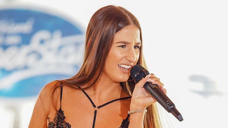 Natali Vrtkovska bei ihrem DSDS-Auftritt Foto: MG RTL D/Stefan Gregorowius
