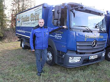 In der letzten Zeit sei es immer schwieriger geworden, Lkw-Fahrer zu finden, sagt Brauerei-Chef Rainer Mohr. Foto: Cindy Dötschel