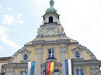 CSU, WGK und FDP äußern sich zur Diskussion über die Ergebnisse der Rechnungsprüfung 2016 bis 2018 im Kulmbacher Rathaus. Foto: Archiv