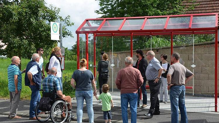 Stadtteil-Rundgang in Poppenroth. Foto: Peter Rauch