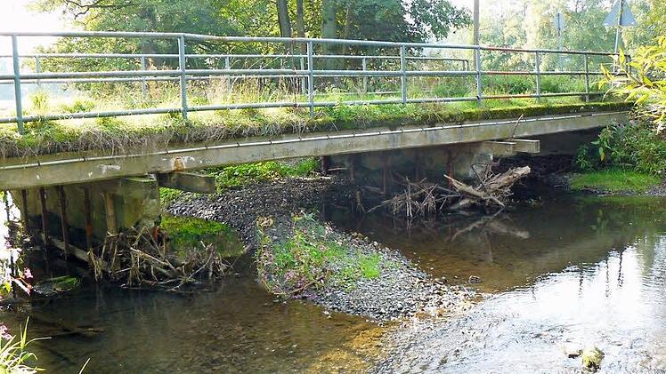 Die Hummendorfer Brücke soll für 450 000 Euro saniert werden. Foto: Klaus-Peter Wulf