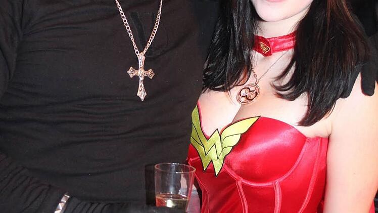 Superheld und US-Girl. Foto: Sonja Adam