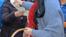 Marktfrau Rosemarie Späth verteilte warme Socken an alle Gäste