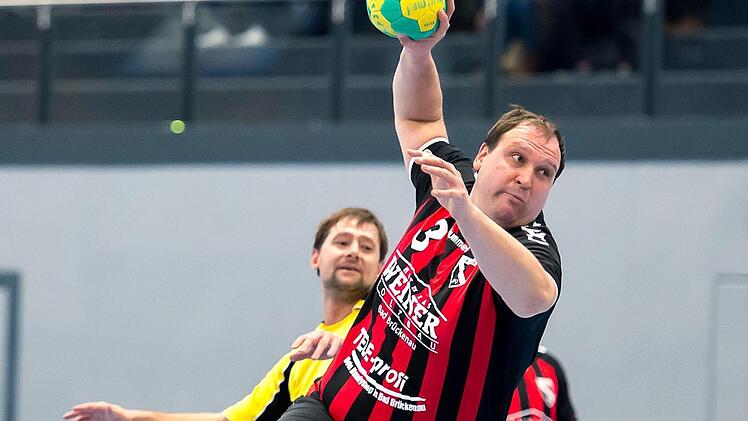 Seine Erfahrung tat dem Spiel des FC Bad Brückenau gut: Routinier Stefan Bott in Aktion. Foto: Anand Anders