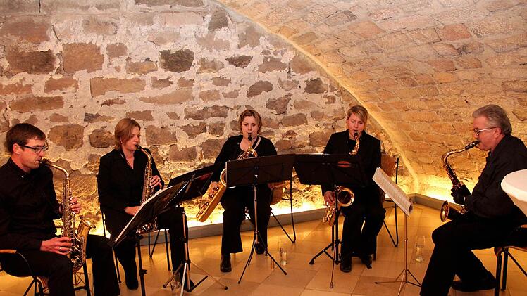 Die Höchstadter Sax'n gestalten die Abschiedsfeier musikalisch. Foto: Johanna Blum