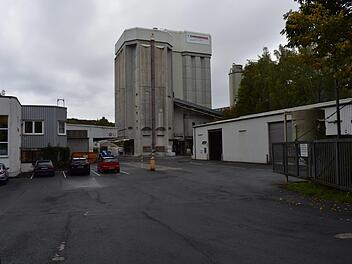 Die Firma Schotterwerk Bärnreuther-Deuerlein wird eine Reifenwaschanlage errichten. Foto: Petra Malbrich