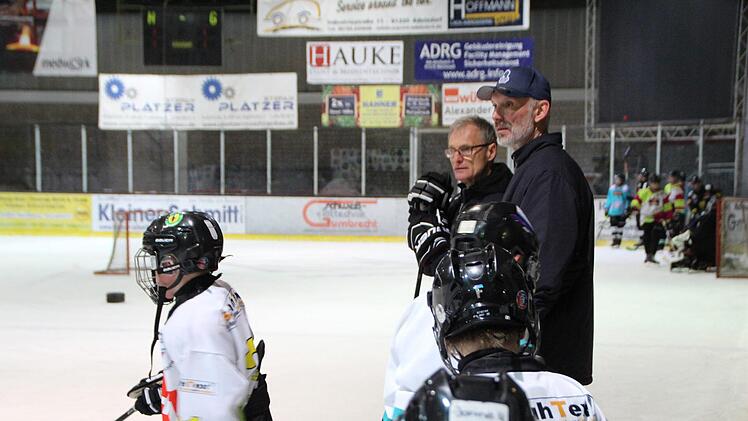 Aufs  Training des Eishockey-Nachwuchses wird beim Höchstadter EC besonderer Wert gelegt.  Foto: Andreas Dorsch