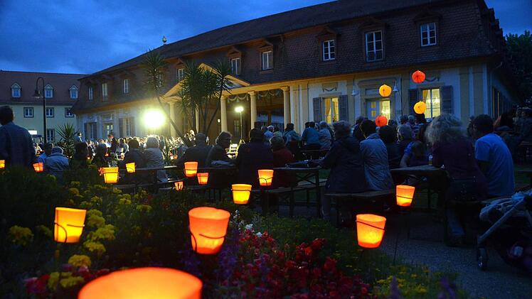 Die Kurgartenbeleuchtung von Bad Bocklet.