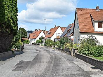 Der Stadtrat beschäftigte sich auch mit der Vergabe von (Straßen-) Bauleistungen.