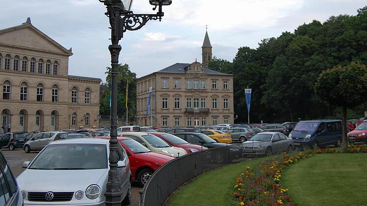 Zwischen Rondell und Landestheater k&ouml;nnte die Schlossplatz-Tiefgarage gebaut werden.