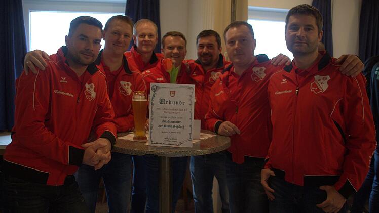 Alle Jahre wieder: Bei den Alten Herren siegte erneut der SV Heilgersdorf. Foto: Bettina Knauth