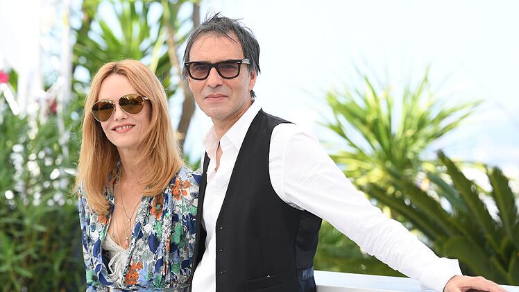 Vanessa Paradis und Samuel Benchetrit haben nach acht Jahren Ehe ihre Trennung bekannt gegeben.