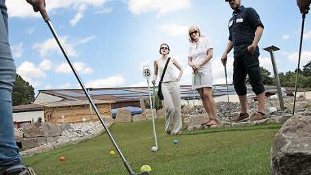 Dran ist immer der, der am weitesten vom Ziel weg ist.  Foto: Josef Hofbauer