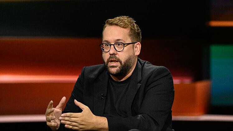 "Bild"-Vize Paul Ronzheimer stellte fest, dass bis heute "keine einzige Sanktion gegen Russland" gebe.