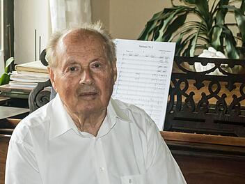 Produktiver Komponist: Die 2. Sinfonie von Gerhard Deutschmann erlebt an diesem Samstag ihre Uraufführung durch das Orchester der Gesellschaft der Musikfreunde Neustadt.Foto: Archiv/Jochen Berger
